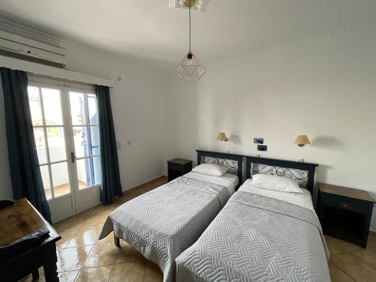Leonidas Apartments Камари Экстерьер фото
